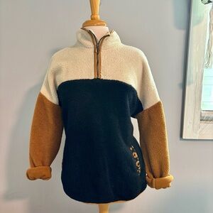 Women’s Cream and Black Zip Up Sweater